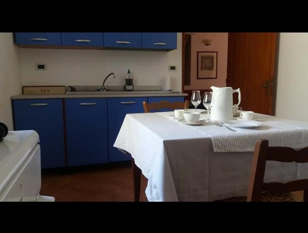 Linati'S Apartments Pollina Ngoại thất bức ảnh